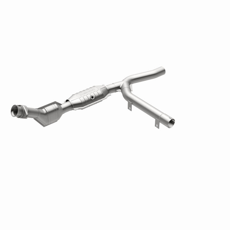 MagnaFlow Ford HM Grade Federal / EPA Compliant Direct-Fit Catalytic Converter 93122 360 Degree Image Set