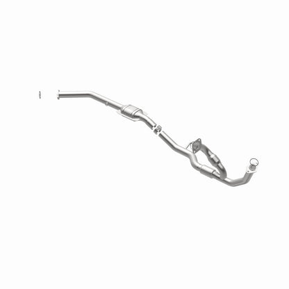 MagnaFlow Toyota Sienna HM Grade Federal / EPA Compliant Direct-Fit Catalytic Converter 23751 360 Degree Image Set