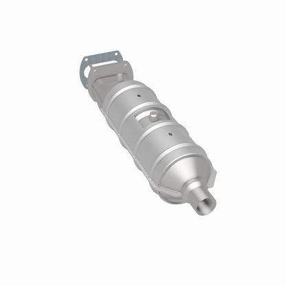 MagnaFlow Ford Standard Grade Federal / EPA Compliant Direct-Fit Catalytic Converter 55213 360 Degree Image Set