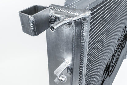 CSF Porsche 955/957 Cayenne / Audi Q7 / VW Touareg Heavy-Duty Performance Radiator 7227 7227 Photo - Close Up