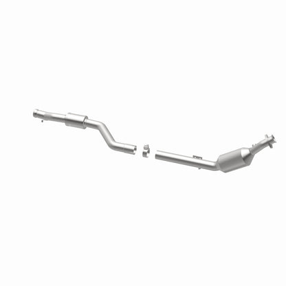 MagnaFlow Mercedes-Benz OEM Grade Federal / EPA Compliant Direct-Fit Catalytic Converter 21-570 360 Degree Image Set