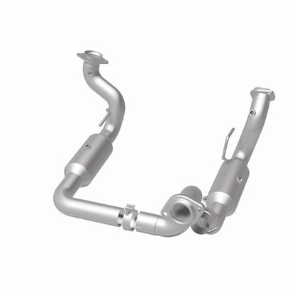 Magnaflow 20-22 Ford F-250 SD Single Underbody Direct Fit Cat Converter 280246 280246 360 Degree Image Set