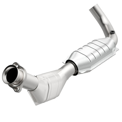 MagnaFlow Ford F-150 California Grade CARB Compliant Direct-Fit Catalytic Converter 447139 Photo - Primary