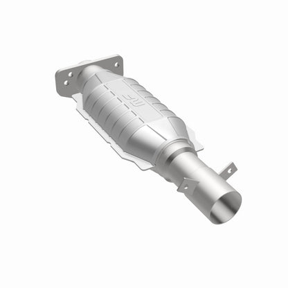 MagnaFlow Standard Grade Federal / EPA Compliant Direct-Fit Catalytic Converter 93486 360 Degree Image Set