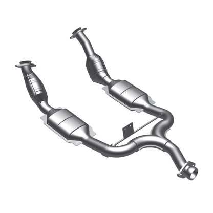 MagnaFlow Ford Mustang California Grade CARB Compliant Direct-Fit Catalytic Converter 441108 Photo - Primary