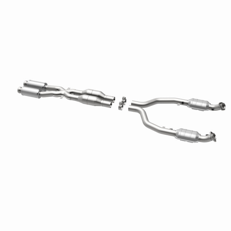 MagnaFlow BMW M3 OEM Grade Federal / EPA Compliant Direct-Fit Catalytic Converter 49800 360 Degree Image Set
