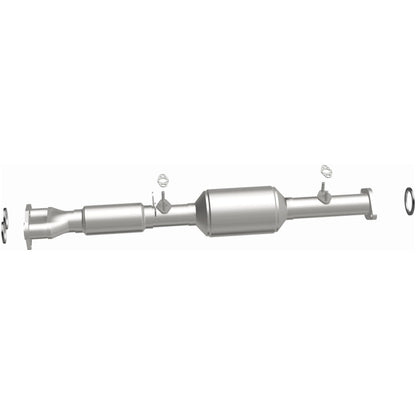 MagnaFlow Toyota Previa California Grade CARB Compliant Direct-Fit Catalytic Converter 3391896 Photo - out of package