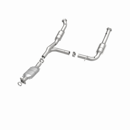 MagnaFlow California Grade CARB Compliant Direct-Fit Catalytic Converter 458028 360 Degree Image Set