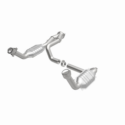 MagnaFlow OEM Grade Federal / EPA Compliant Direct-Fit Catalytic Converter 51097 360 Degree Image Set