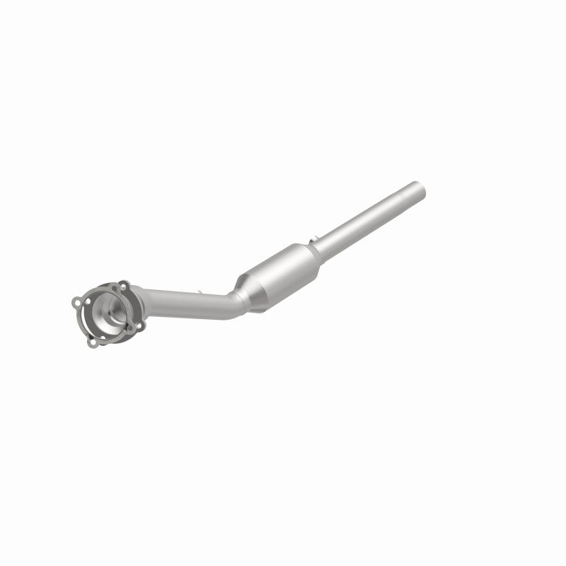 MagnaFlow Volkswagen California Grade CARB Compliant Direct-Fit Catalytic Converter 4561892 360 Degree Image Set
