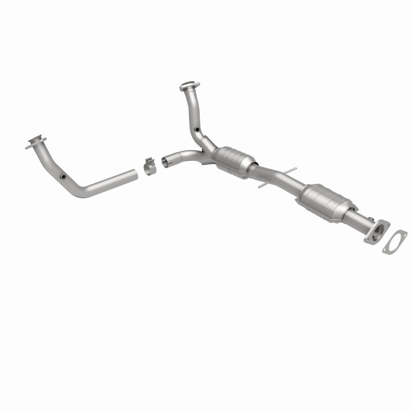 MagnaFlow Chevrolet S10 HM Grade Federal / EPA Compliant Direct-Fit Catalytic Converter 24767 360 Degree Image Set