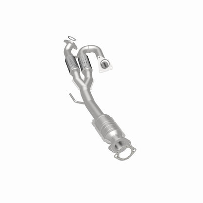 MagnaFlow Nissan Maxima OEM Grade Federal / EPA Compliant Direct-Fit Catalytic Converter 52234 360 Degree Image Set