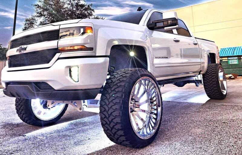 ORACLE Lighting Oracle LED Illuminated Wheel Rings - Double LED - White 4228-001 4228-001 Photo - lifestyle view