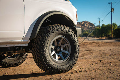 ICON 2021+ Ford Bronco 3in Lift C/O Spacer Kit IVD4300 IVD4300 Photo - lifestyle view