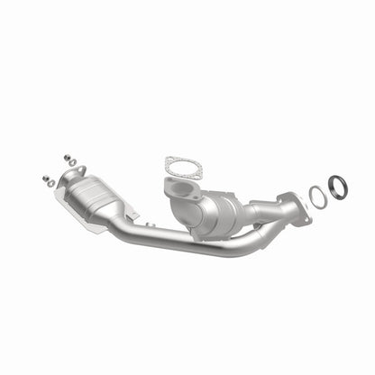 MagnaFlow Mitsubishi Montero HM Grade Federal / EPA Compliant Direct-Fit Catalytic Converter 24233 360 Degree Image Set