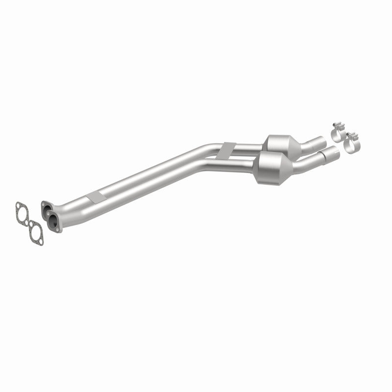 MagnaFlow BMW X3 OEM Grade Federal / EPA Compliant Direct-Fit Catalytic Converter 51807 360 Degree Image Set