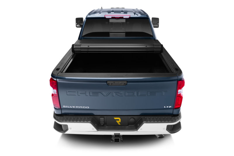 Truxedo 2020 GMC Sierra & Chevrolet Silverado 2500HD & 3500HD 6ft 9in Sentry CT Bed Cover 1573316 1573316 Photo - Mounted
