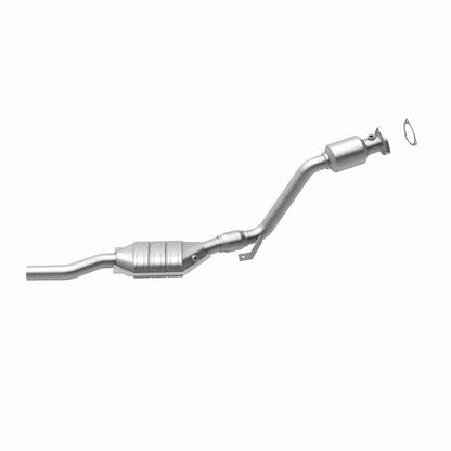 MagnaFlow OEM Grade Federal / EPA Compliant Direct-Fit Catalytic Converter 51964 360 Degree Image Set