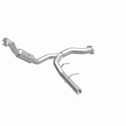 MagnaFlow Ford F-150 OEM Grade Federal / EPA Compliant Direct-Fit Catalytic Converter 52429 360 Degree Image Set