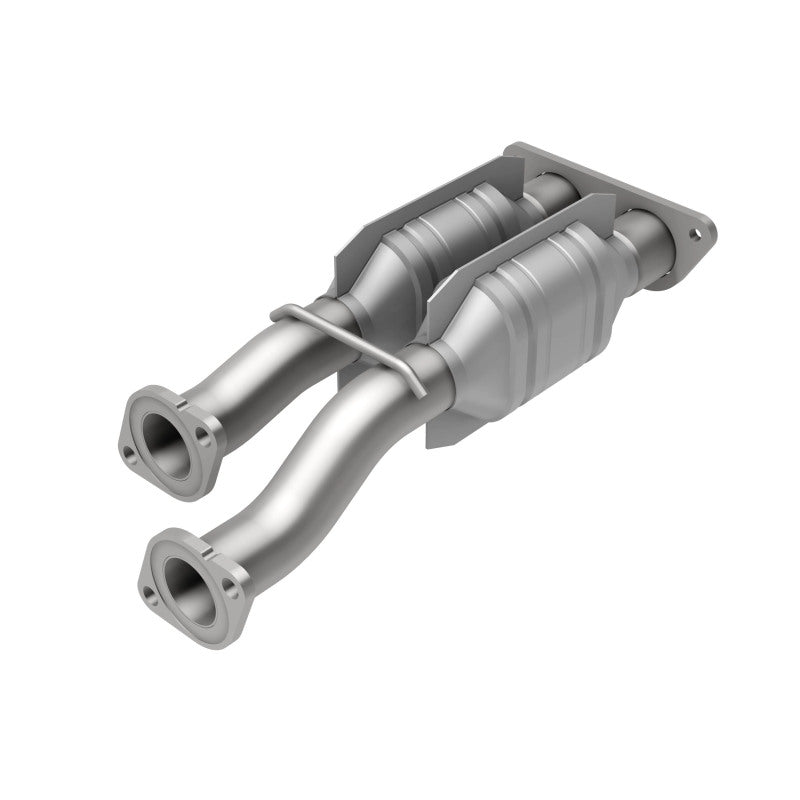 MagnaFlow California Grade CARB Compliant Direct-Fit Catalytic Converter 447201 360 Degree Image Set