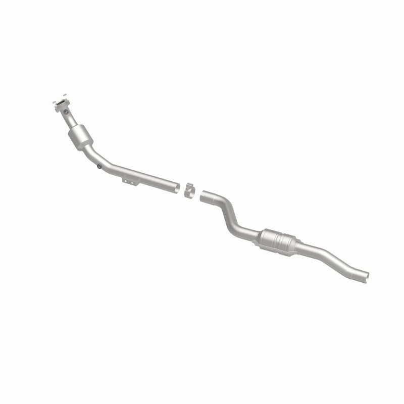 MagnaFlow Mercedes-Benz California Grade CARB Compliant Direct-Fit Catalytic Converter 5411706 360 Degree Image Set