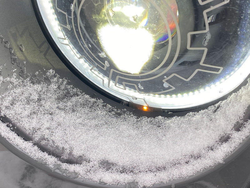 ORACLE Lighting 18-22 Jeep Wrangler JL / 20-22 Jeep Gladiator JT Oculus Bi-LED Projector Headlights 5839-111 5839-111 Photo - Close Up