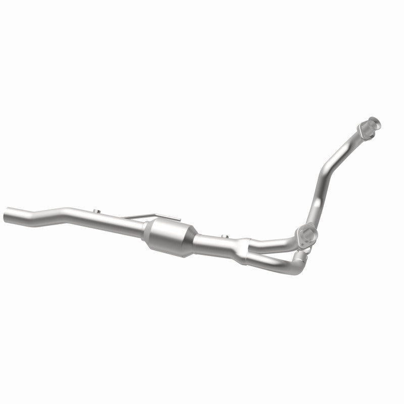 MagnaFlow Dodge Ram 1500 California Grade CARB Compliant Direct-Fit Catalytic Converter 4451203 360 Degree Image Set