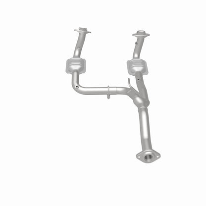 MagnaFlow Jeep Liberty HM Grade Federal / EPA Compliant Direct-Fit Catalytic Converter 23957 360 Degree Image Set
