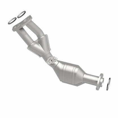 MagnaFlow Toyota Tacoma HM Grade Federal / EPA Compliant Direct-Fit Catalytic Converter 23755 360 Degree Image Set