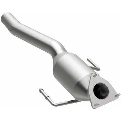 MagnaFlow Volkswagen Touareg OEM Grade Federal / EPA Compliant Direct-Fit Catalytic Converter 51156 Photo - out of package