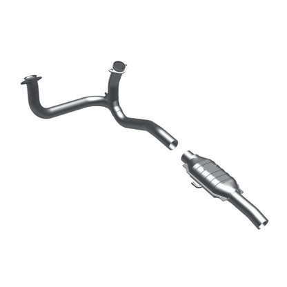 MagnaFlow Ford Standard Grade Federal / EPA Compliant Direct-Fit Catalytic Converter 93131 Photo - Primary