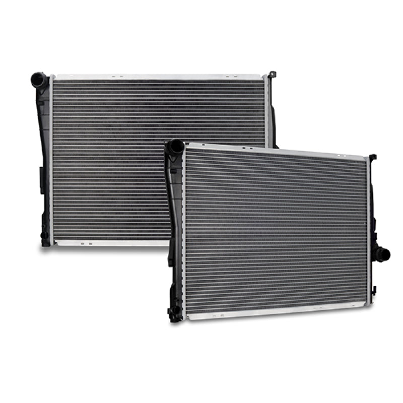 Mishimoto 2001-2005 BMW 320i 2.2L Replacement Radiator R2636-MT Photo - Primary