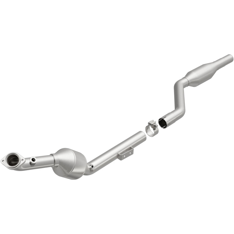 MagnaFlow Mercedes-Benz California Grade CARB Compliant Direct-Fit Catalytic Converter 5411937 Photo - Primary