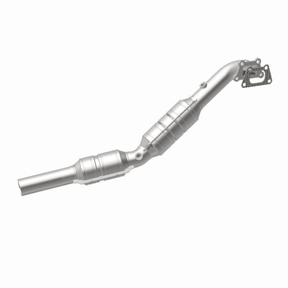 MagnaFlow Chevrolet Camaro OEM Grade Federal / EPA Compliant Direct-Fit Catalytic Converter 51682 360 Degree Image Set