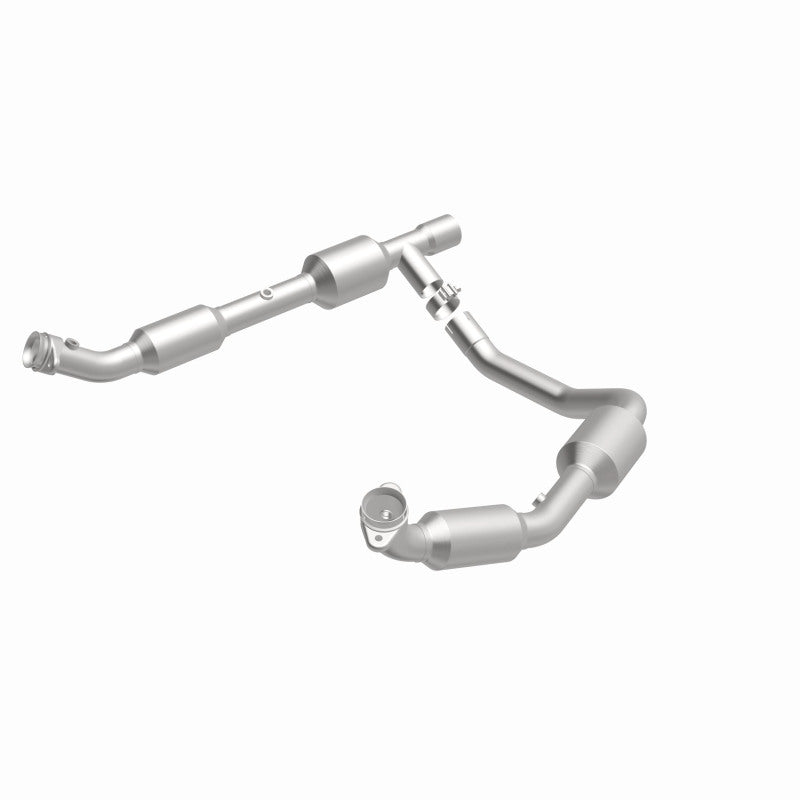 MagnaFlow Ford California Grade CARB Compliant Direct-Fit Catalytic Converter 5582439 360 Degree Image Set