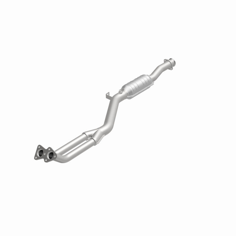 MagnaFlow BMW Standard Grade Federal / EPA Compliant Direct-Fit Catalytic Converter 93684 360 Degree Image Set