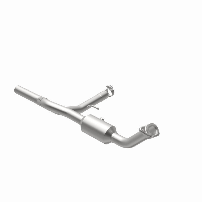MagnaFlow Ford F-150 OEM Grade Federal / EPA Compliant Direct-Fit Catalytic Converter 21-834 360 Degree Image Set