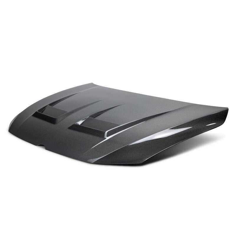 Seibon 22-23 Volkswagen Golf GTI/R Carbon Fiber Hood HD22VWG8-DV User 1