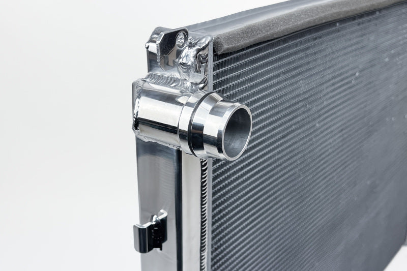 CSF 2020+ Toyota A90/A91 GR Supra / 2019+ BMW Z4 (2.0/3.0L) / 19-21 BMW G2X All-Aluminum Radiator 7226 7226 Photo - Close Up