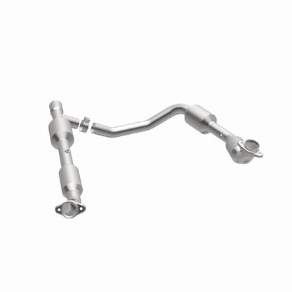 Magnaflow 2006 Ford E-250 5.4L Direct Fit Converter 5582167 5582167 360 Degree Image Set