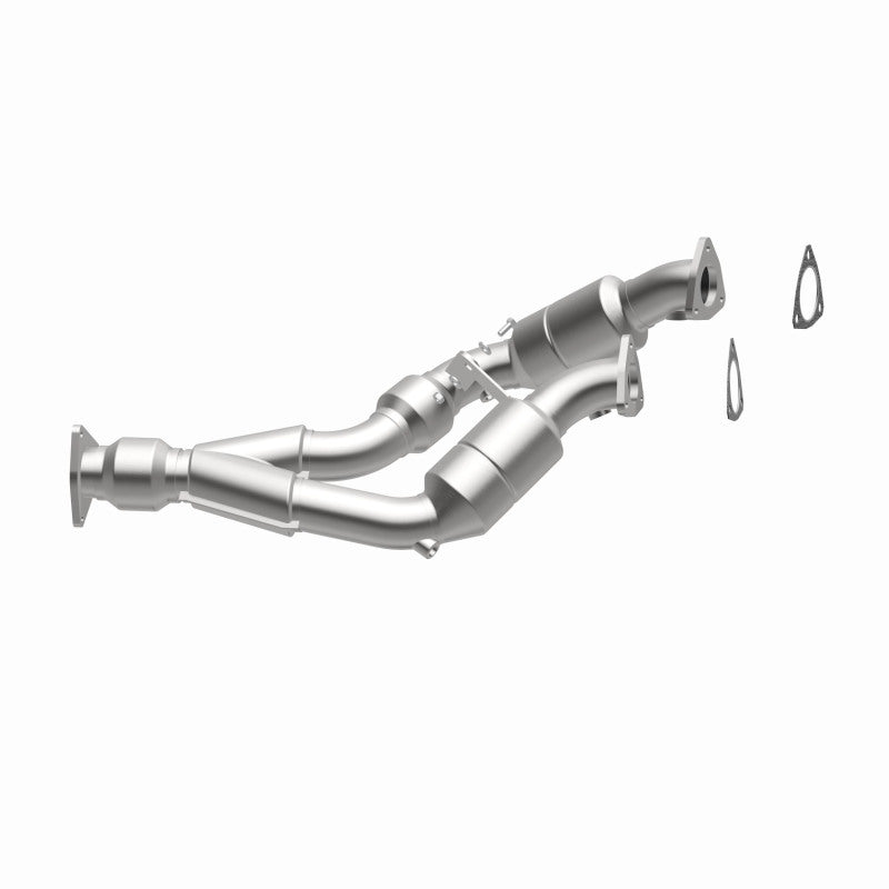 MagnaFlow OEM Grade Federal / EPA Compliant Direct-Fit Catalytic Converter 51499 360 Degree Image Set