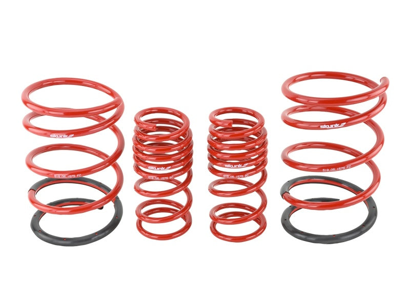 Skunk2 Lowering Springs 02-05 Honda Civic Si Hatchback (2.25in - 2.00in.) 519-05-1575 Photo - Unmounted