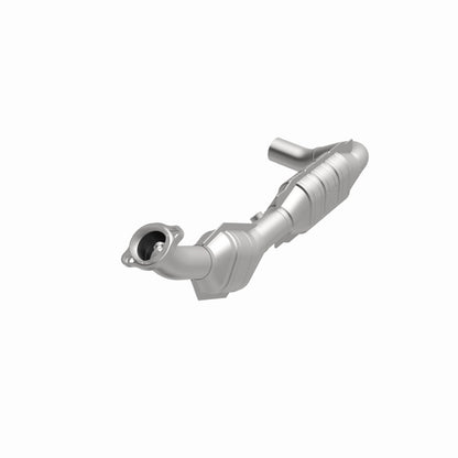MagnaFlow Ford Expedition California Grade CARB Compliant Direct-Fit Catalytic Converter 458021 360 Degree Image Set