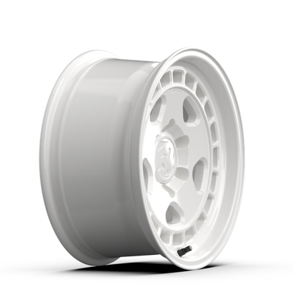 fifteen52 Turbomac HD Classic 17x8.5 / 5x127 BP / 0 ET / 71.5mm CB / 4.75in BS / Classic White Wheel THCCW-78557-00 THCCW-78557-00 User 1
