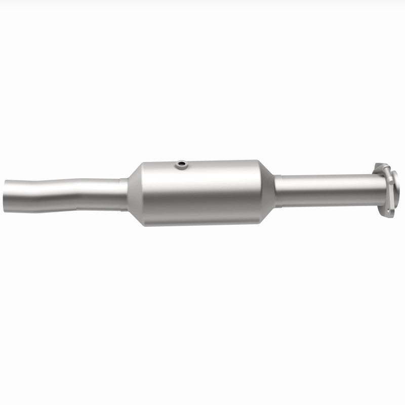 Magnaflow 09-10 Ford F-550 Super Duty V10 6.8L Rear Underbody Direct Fit Catalytic Converter 280434 280434 360 Degree Image Set