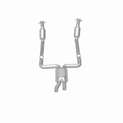 MagnaFlow California Grade CARB Compliant Direct-Fit Catalytic Converter 4561082 360 Degree Image Set