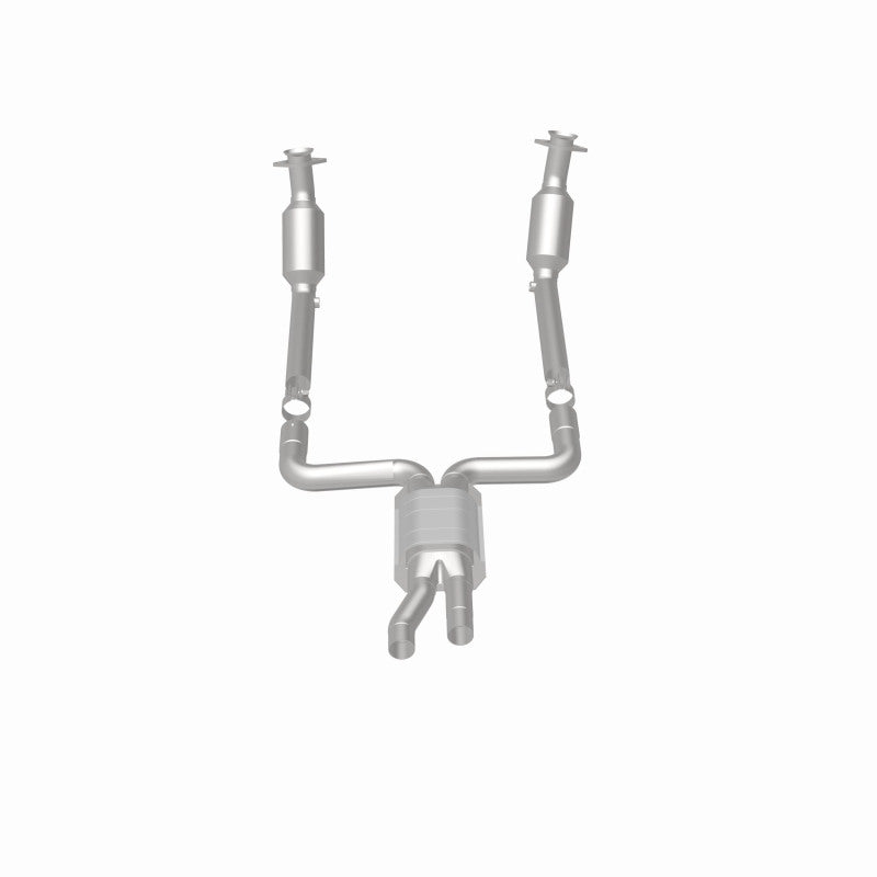 MagnaFlow California Grade CARB Compliant Direct-Fit Catalytic Converter 4561082 360 Degree Image Set