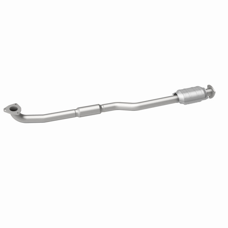 MagnaFlow Daewoo Leganza OEM Grade Federal / EPA Compliant Direct-Fit Catalytic Converter 51619 360 Degree Image Set