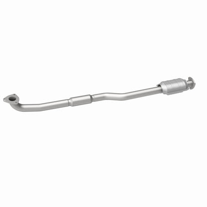 MagnaFlow Daewoo Leganza OEM Grade Federal / EPA Compliant Direct-Fit Catalytic Converter 51619 360 Degree Image Set