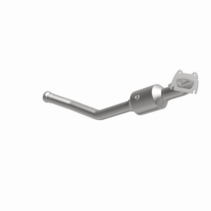 MagnaFlow OEM Grade Federal / EPA Compliant Direct-Fit Catalytic Converter 21-250 360 Degree Image Set